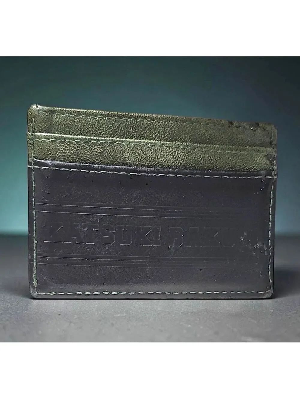 Anime Wallet Card Holder 4x3 – Katsuki Bakugo Design – Heavy Wear – Read